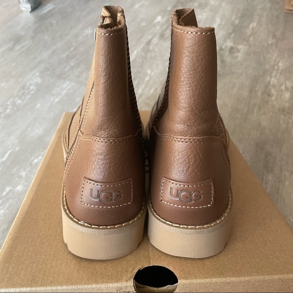 BNIB UGG Deconstructed Mini Zip Boot - Chestnut US 8/EU 39 - Picture 10 of 16